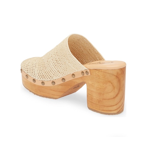 Free People Claudia Crochet Studded Leather Clogs Beige Size 39 - Picture 3 of 11